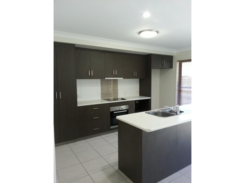 2/50 Jackson Street, Sarina QLD 4737