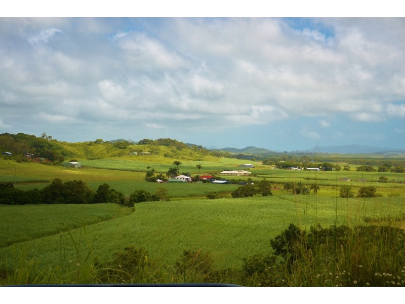 32 Nindavale Avenue, Nindaroo QLD 4740