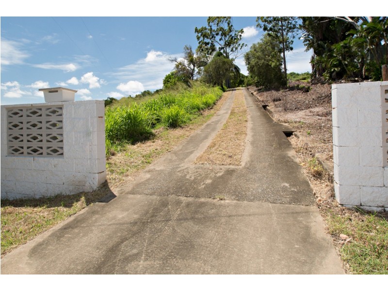 32 Nindavale Avenue, Nindaroo QLD 4740