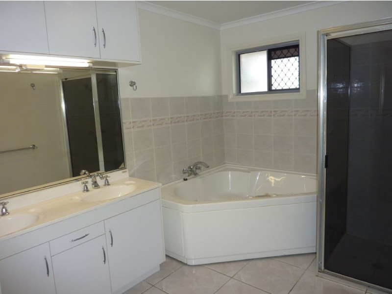 3/5 Macdonald Street, South Mackay QLD 4740