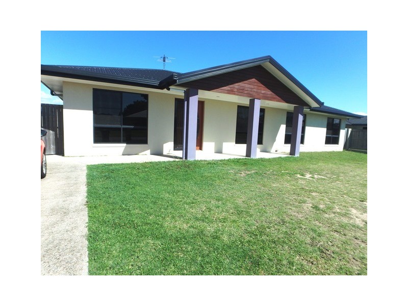 27 Katey Crescent, Mirani QLD 4754