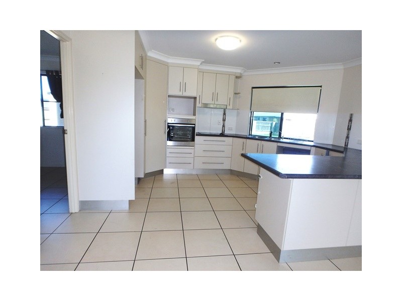 27 Katey Crescent, Mirani QLD 4754