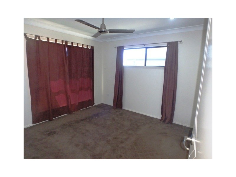 27 Katey Crescent, Mirani QLD 4754