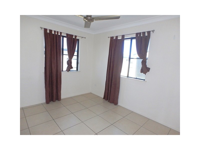 27 Katey Crescent, Mirani QLD 4754