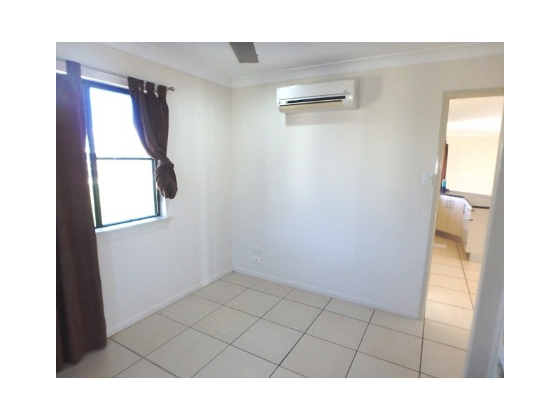 27 Katey Crescent, Mirani QLD 4754