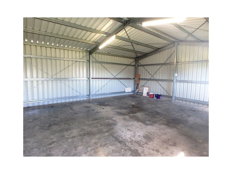 27 Katey Crescent, Mirani QLD 4754