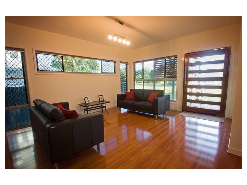 11 Pacific Drive, Blacks Beach QLD 4740