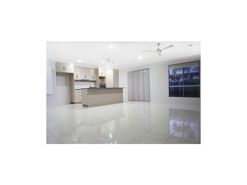 5 Chantilly Court, Glenella QLD 4740