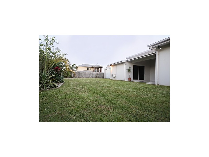 5 Chantilly Court, Glenella QLD 4740