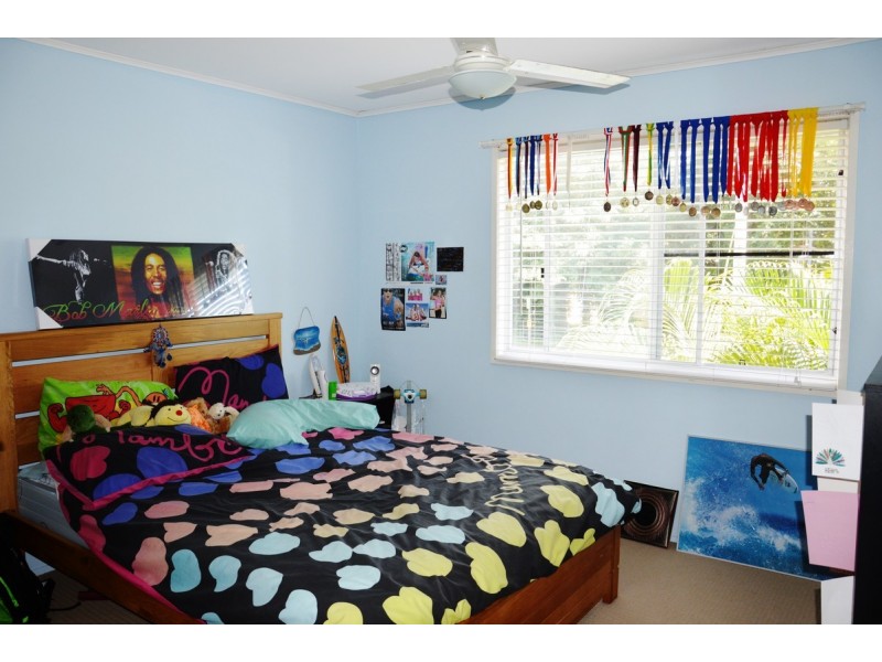 10 Pheasant Street, Slade Point QLD 4740