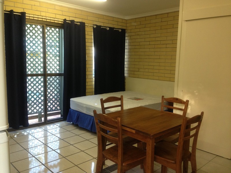 7/4 Symons Avenue, Bucasia QLD 4750