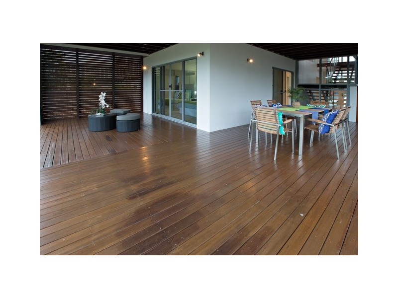 15 Seafarer Court, Blacks Beach QLD 4740