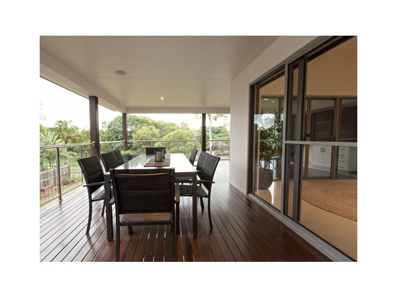 15 Seafarer Court, Blacks Beach QLD 4740