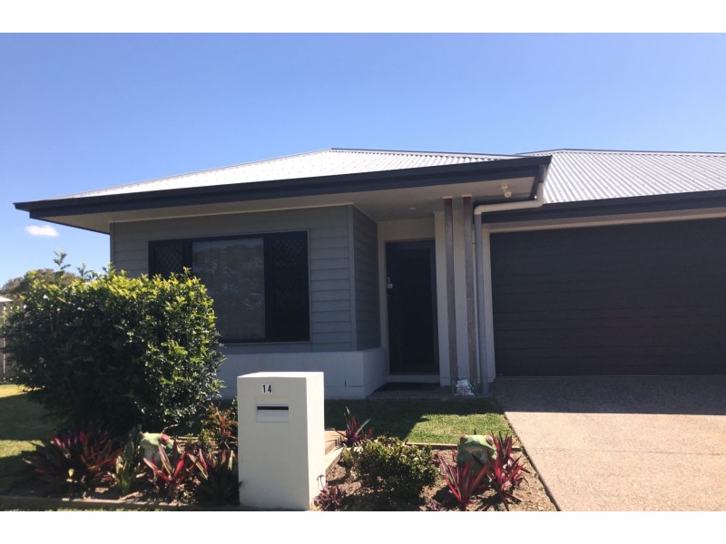 14 Scarborough Circuit, Blacks Beach QLD 4740