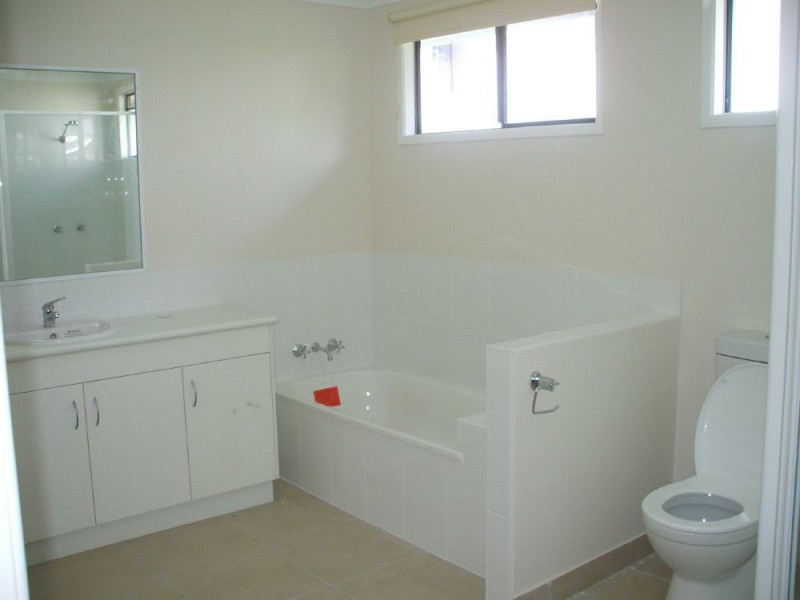 6 William Street, South Mackay QLD 4740