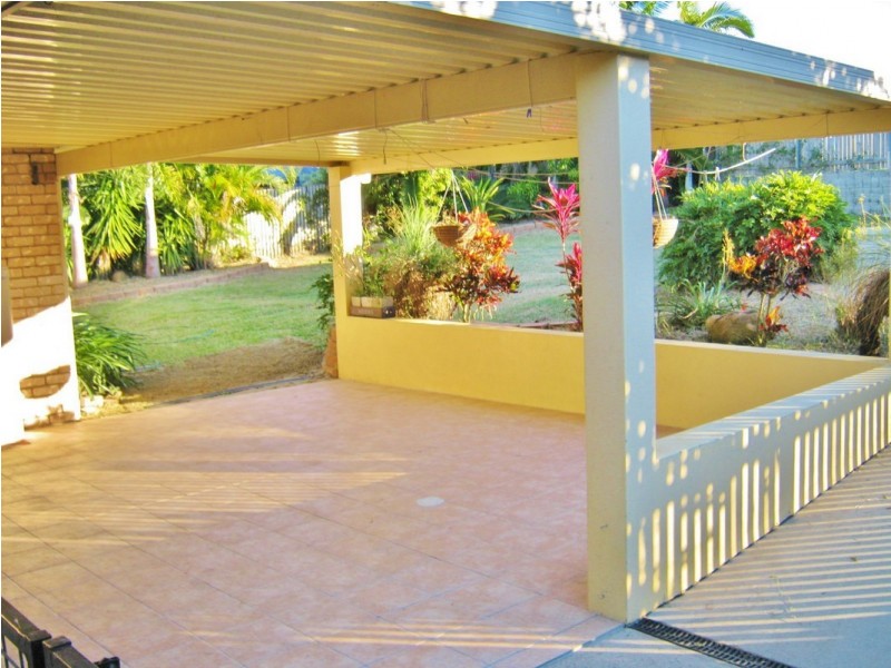 13 Pardoe Street, Bucasia QLD 4750