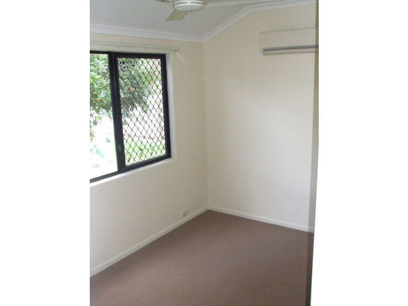 16 Tait Street, West Mackay QLD 4740