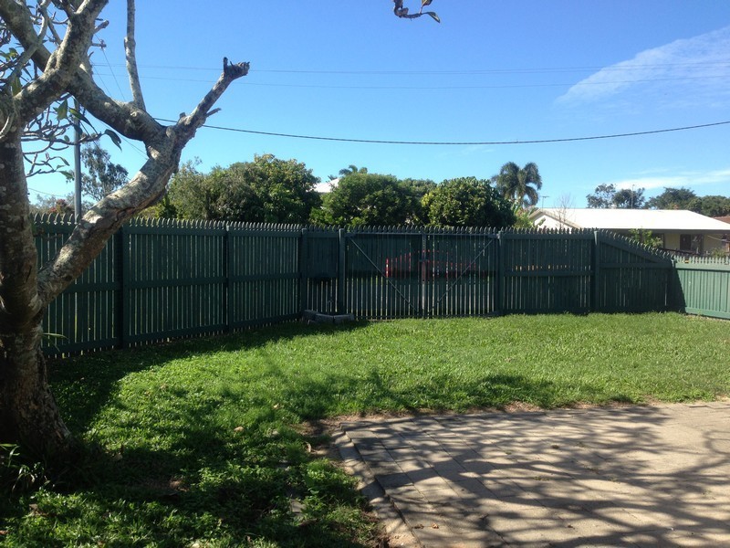 1/2 Piccolo Street, North Mackay QLD 4740