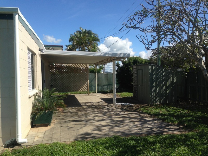 1/2 Piccolo Street, North Mackay QLD 4740