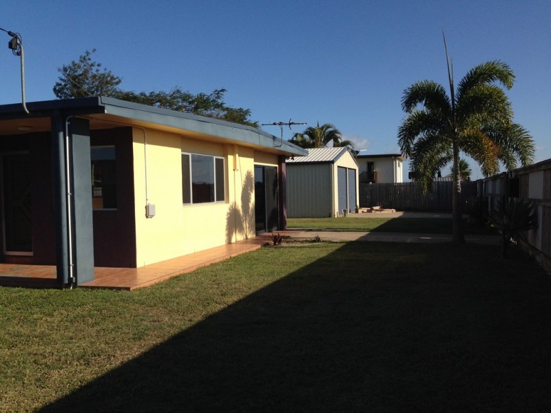 25 Dennis Street, South Mackay QLD 4740