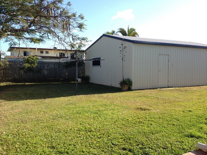 25 Dennis Street, South Mackay QLD 4740