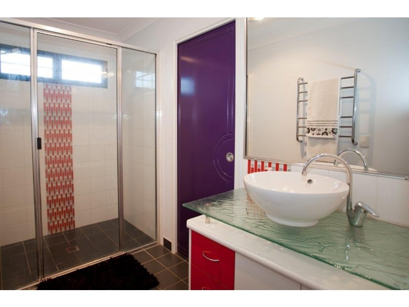 1 Keogh Court, Glenella QLD 4740