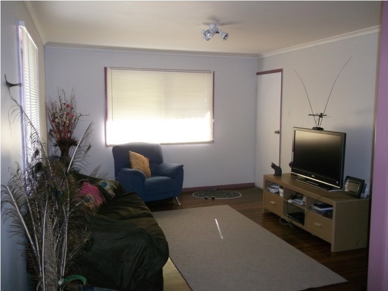 2 Ash Street, Slade Point QLD 4740