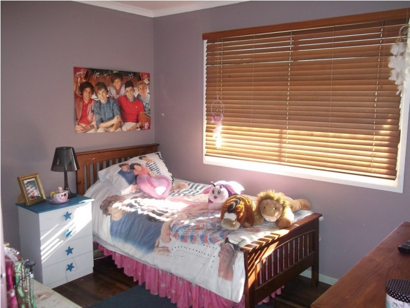 2 Ash Street, Slade Point QLD 4740