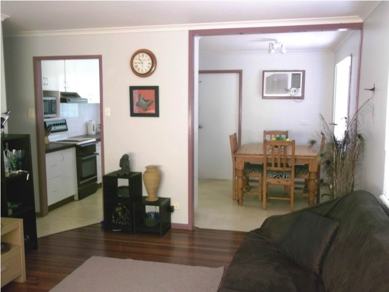 2 Ash Street, Slade Point QLD 4740