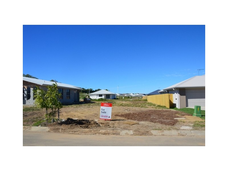 16 Majesty Street, Rural View QLD 4740