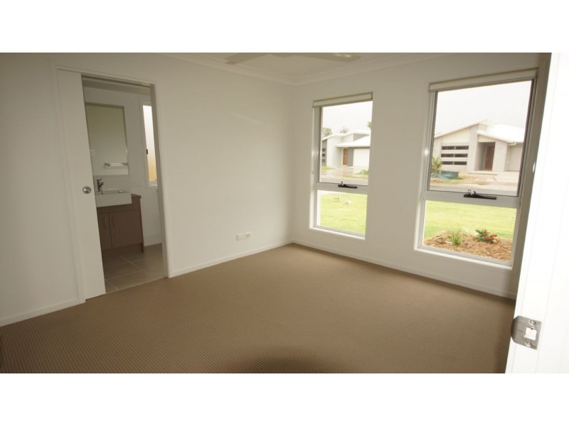 40 Superior Boulevard, Andergrove QLD 4740