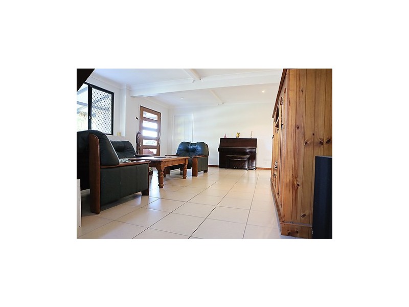 4 Bannister Street, Mackay QLD 4740