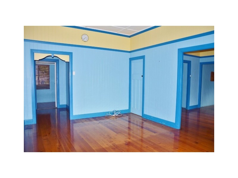 5 Lloyd Street, West Mackay QLD 4740