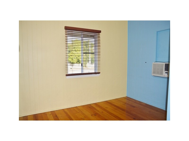 5 Lloyd Street, West Mackay QLD 4740