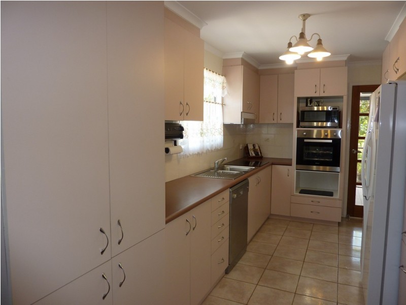 3 Dixon Court, Beaconsfield QLD 4740