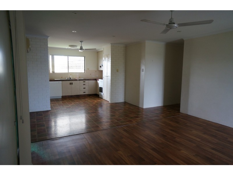 17 Napier Street, South Mackay QLD 4740