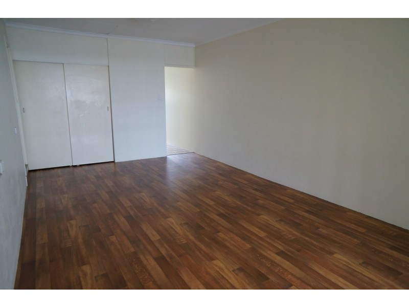 17 Napier Street, South Mackay QLD 4740