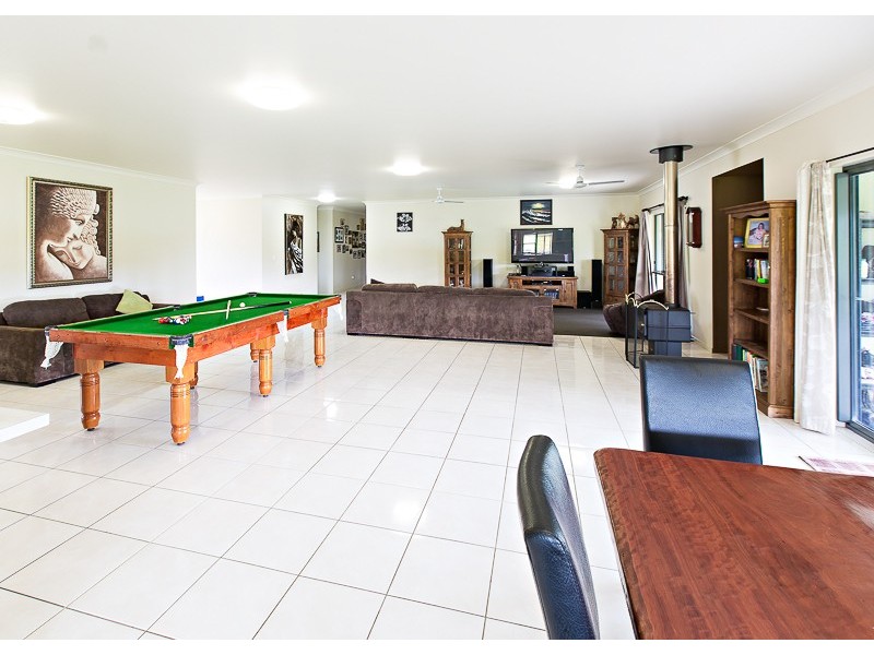 9 Lawrie Road, Sarina QLD 4737