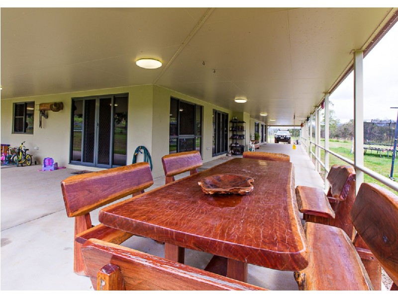 9 Lawrie Road, Sarina QLD 4737