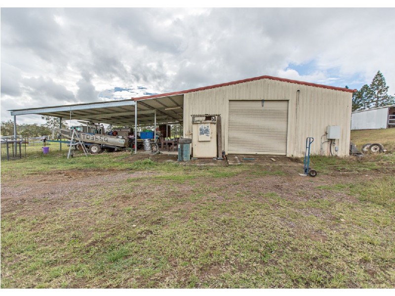 9 Lawrie Road, Sarina QLD 4737