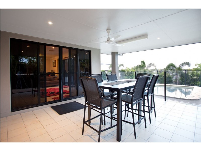 4 Inletway Court, Blacks Beach QLD 4740