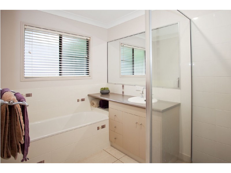 4 Inletway Court, Blacks Beach QLD 4740