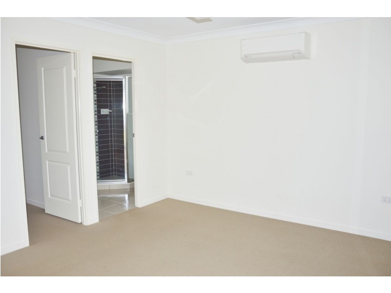 11 O’Neill Place, Marian QLD 4753