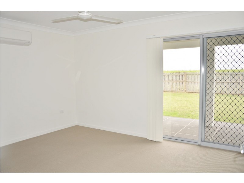 11 O’Neill Place, Marian QLD 4753