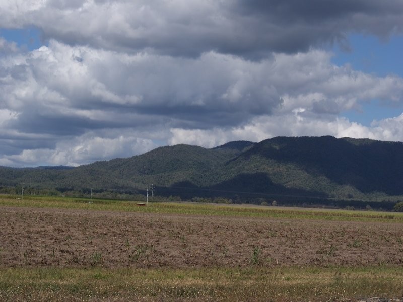 Lot 3 Oakenden Rd, Oakenden QLD 4741
