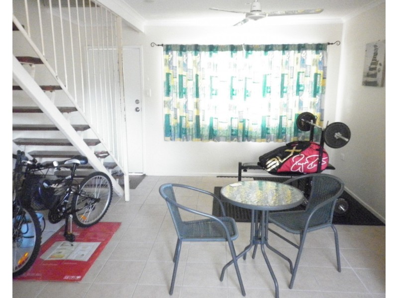 3/7 Park Street, Mackay QLD 4740