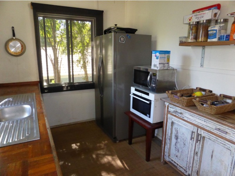 89 Waverley Street, Bucasia QLD 4750