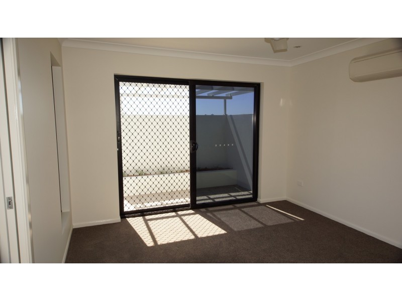 1 Bellavista Circuit, Beaconsfield QLD 4740