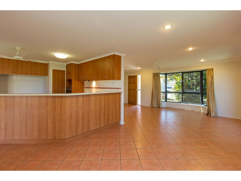 1 Wasley Court, Glenella QLD 4740