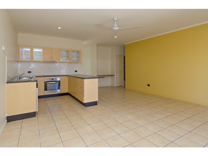 2/24 Meadow Street, North Mackay QLD 4740